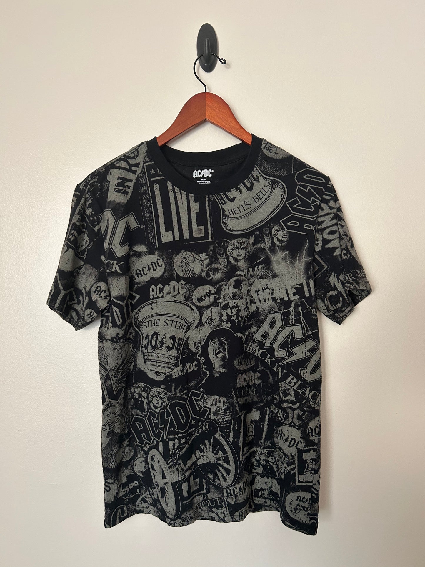 AC/DC Hells Bells/Back in Black Graphic T-Shirt - M