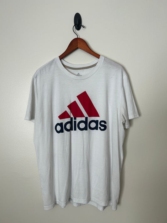 Adidas T-Shirt - XL